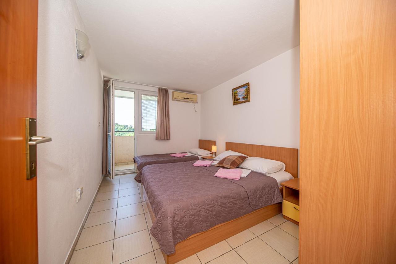 Apartment Knezevic Petrovac Luaran gambar