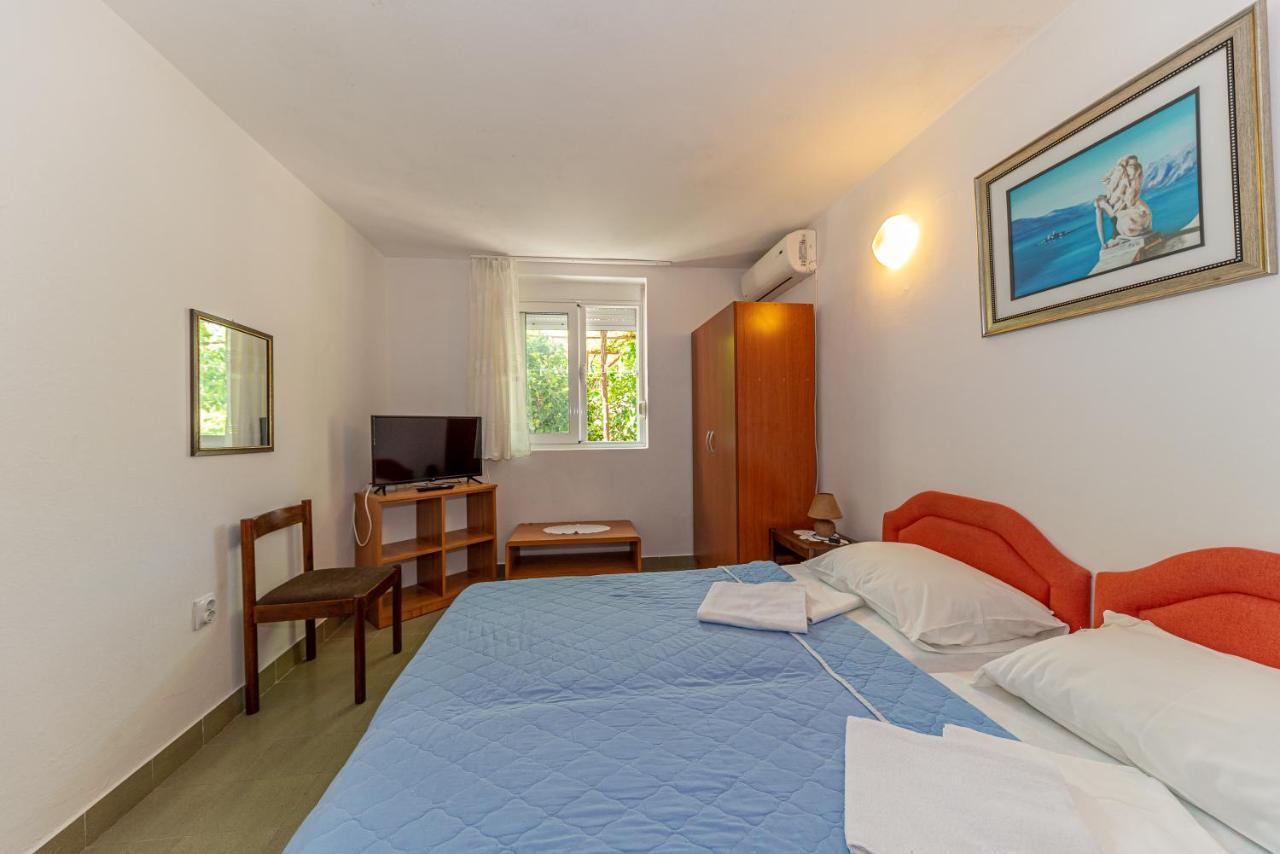 Apartment Knezevic Petrovac Luaran gambar