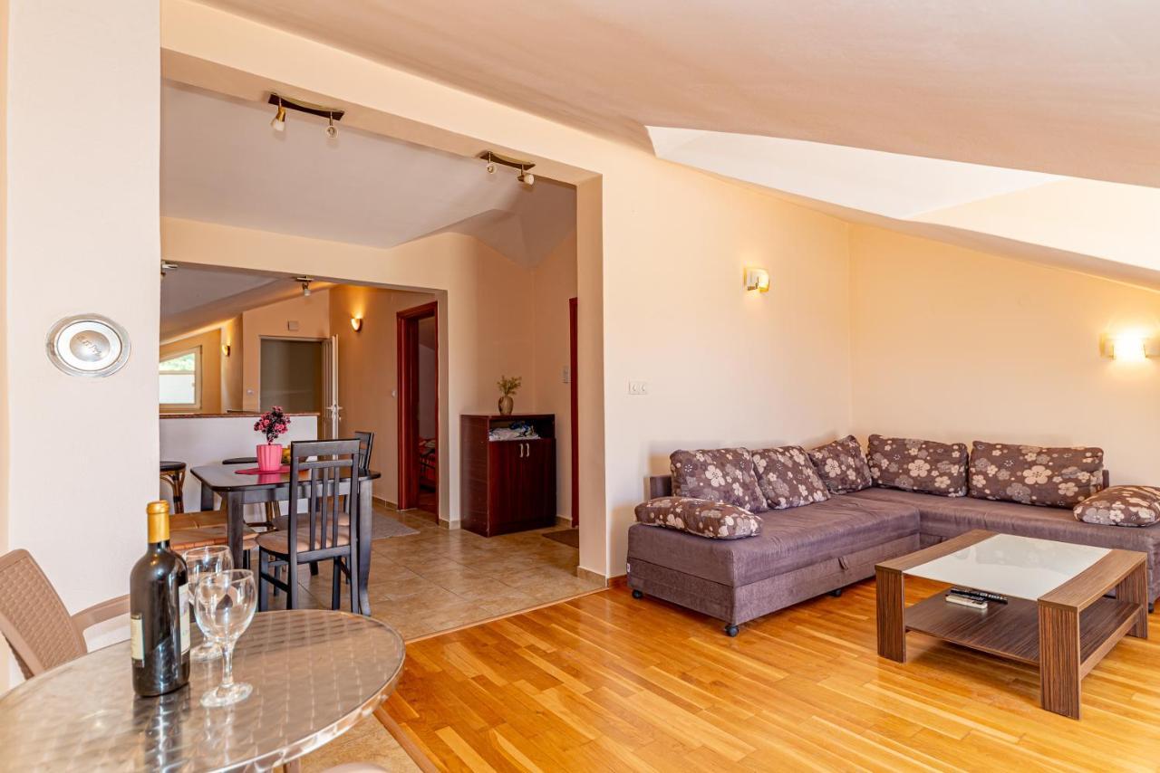 Apartment Knezevic Petrovac Luaran gambar