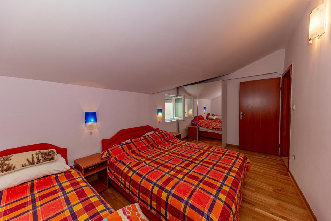 Apartment Knezevic Petrovac Luaran gambar