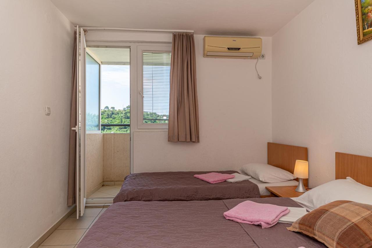 Apartment Knezevic Petrovac Luaran gambar